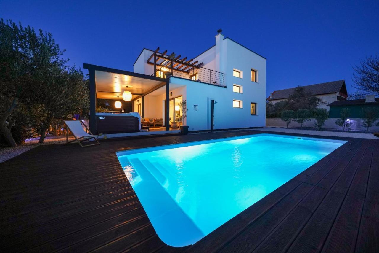 Villa Suncica With Heated Pool, Jacuzzi And Bikes Near Zadar Sukošan Extérieur photo