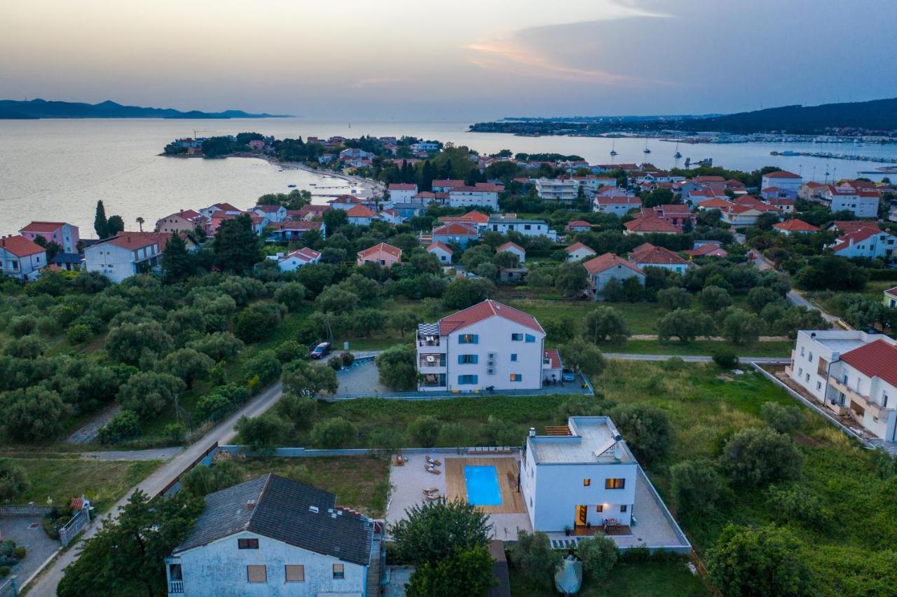 Villa Suncica With Heated Pool, Jacuzzi And Bikes Near Zadar Sukošan Extérieur photo
