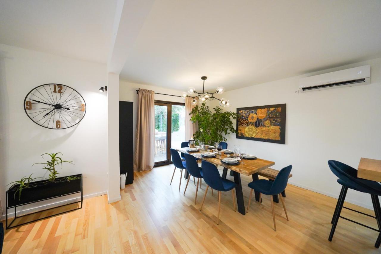 Villa Suncica With Heated Pool, Jacuzzi And Bikes Near Zadar Sukošan Extérieur photo